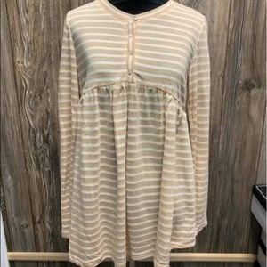Oatmeal striped peplum top!